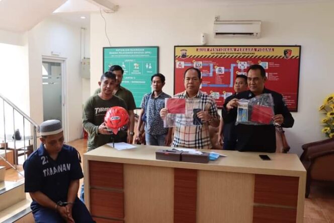 
					Pelaku pencurian bermodus bobol jok motor dihadirkan saat konferensi pers di Mapolrestabes Semarang. (Ist)