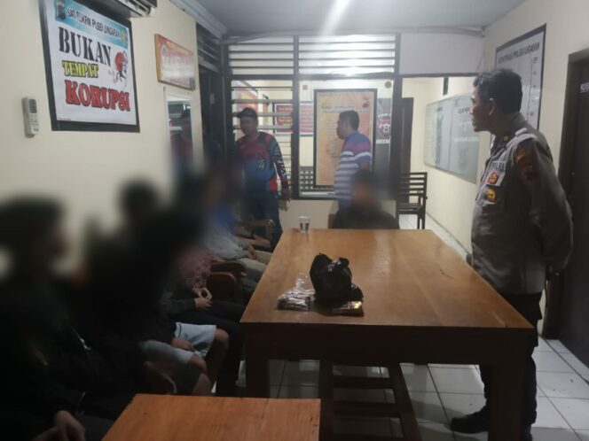 
					Polsek Ungaran Amankan 9 Remaja Terkait Kasus Pengeroyokan