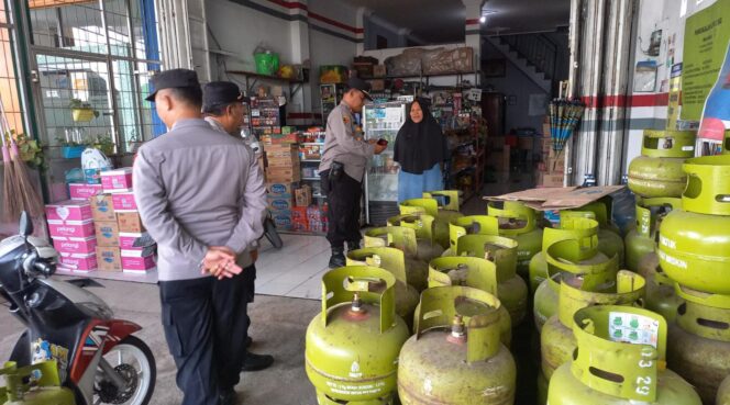 
					Cegah Penyalahgunaan Distribusi, Polsek Cepiring Cek Ketersediaan Pangkalan LPG 3 KG