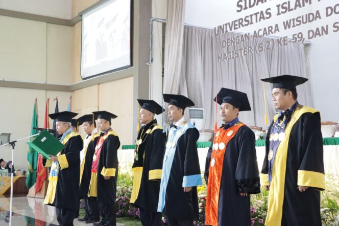
					Wisuda UIN Walisongo Semarang: Kebanggaan, Prestasi dan Harapan di Tengah Suasana Haru