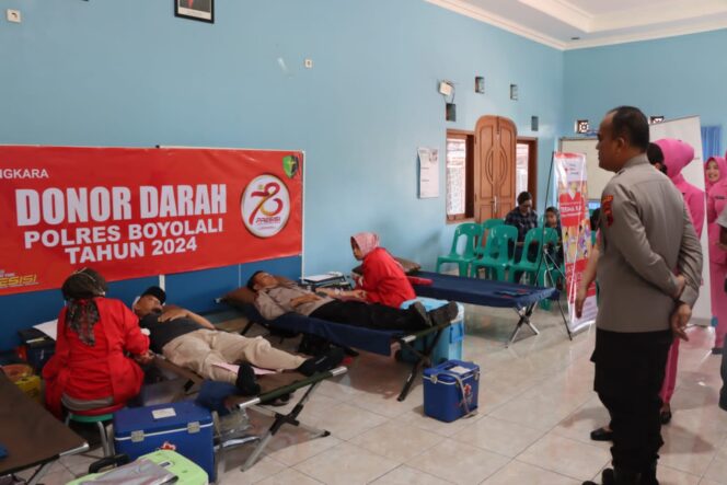 
					Polres Boyolali Meriahkan HUT Bhayangkara Ke-78 dengan Donor Darah dan Bakti Sosial