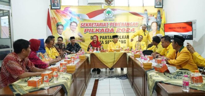 
					Hevearita Gunaryanti Rahayu, kader PDI Perjuangan dan Wali Kota Semarang, mengadakan silaturahmi dengan DPD Partai Golkar Kota Semarang pada Selasa (2/7/2024).