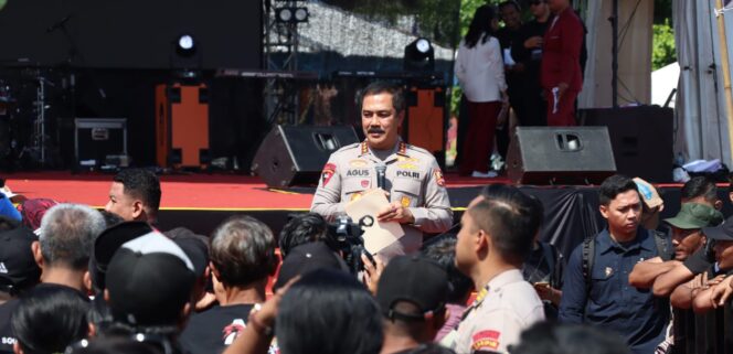 
					Wakapolri Komjen Pol Agus Andrianto Gelar Baksos Bersama Squad Nusantara