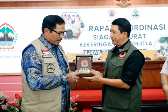 
					30 Daerah di Jawa Tengah Tetapkan Siaga Darurat Kekeringan