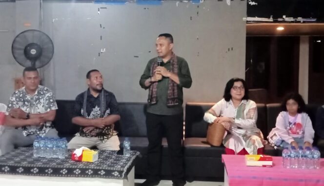 
					Brigjen TNI Simon Petrus Kamlasi Siap Maju sebagai Calon Gubernur NTT