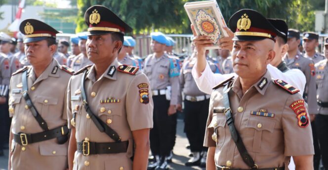 
					Kapolres Purbalingga Pimpin Sertijab Kasat Reserse Narkoba dan Kapolsek Padamara