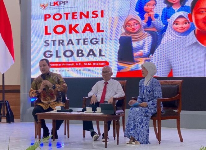 
					Hendi Hindari Bicara Politik saat Hadiri Rakerda IWAPI Jawa Tengah