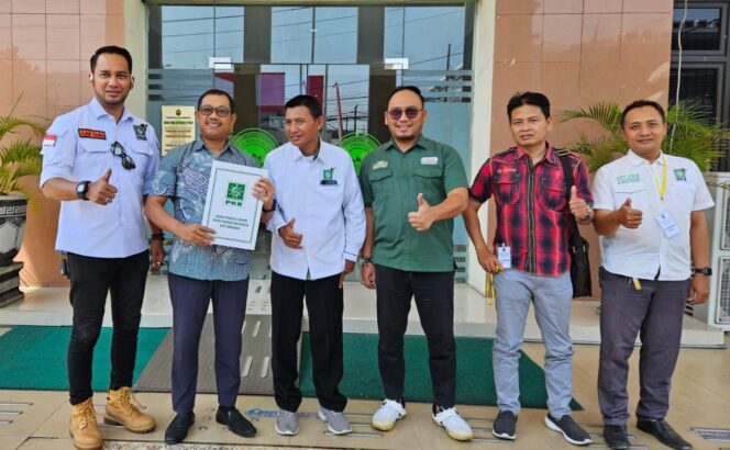 
					PKB Kota Semarang Serahkan SK Pengurus ke Pengadilan Jelang Muktamar