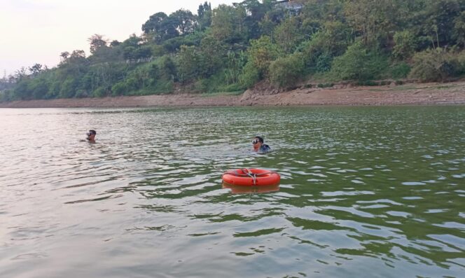 
					Dua Anak Tenggelam di Waduk Jatibarang Ditemukan Meninggal Dunia