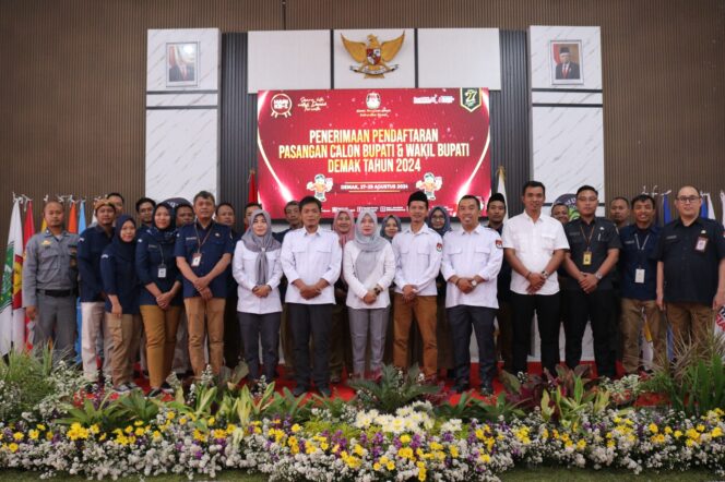 
					KPU Demak Buka Pendaftaran Calon Bupati dan Wakil Bupati Tahun 2024