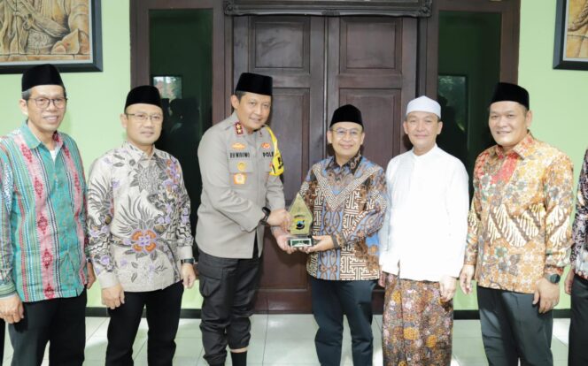 
					Sinergi Ulama dan Polda Jateng dalam Membangun Keamanan dan Kesejahteraan Jawa Tengah