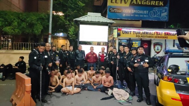 
					Polrestabes Semarang Gagalkan Tawuran di Dua Lokasi Berbeda