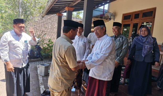 
					Napak Tilas Ponpes Tempat Gus Dur Belajar, Cagub Ahmad Luthfi Peroleh Dukungan
