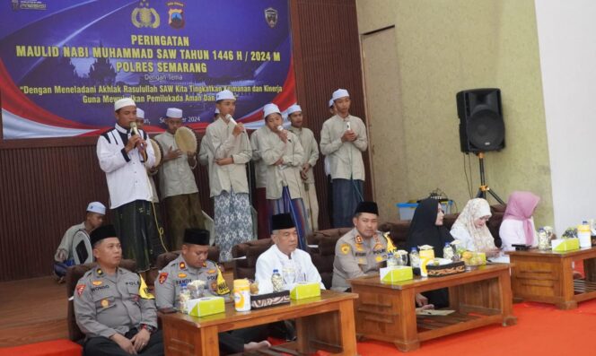 
					Peringati Maulid Nabi Muhammad SAW, Polres Semarang Gelar Pengajian