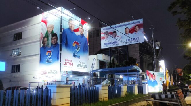 
					Gus Yasin Resmikan Posko Pemenangan Santri di Jalan Pahlawan Semarang