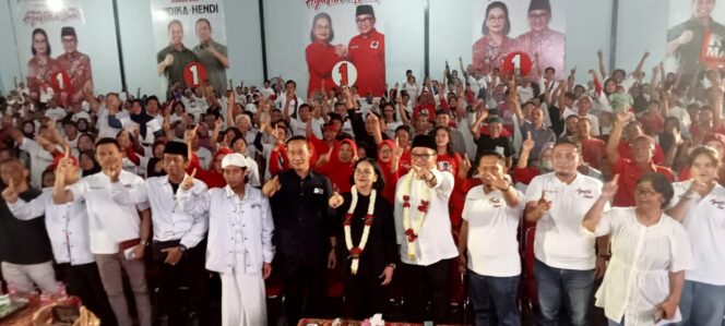 
					Rumah Kebangsaan Hadirkan Lebih Dari 1000 Perwakilan dari 16 Kecamatan untuk Dukung Agustin – Iswar
