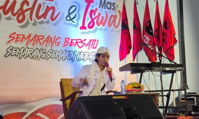 
					Tausiah di Deklarasi Dukungan Agustin-Iswar, Gus Huda Serukan Pentingnya Kerukunan