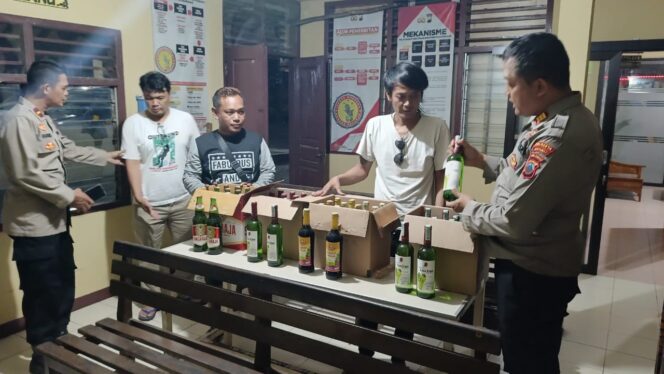 
					Razia Miras, Polsek Ajibarang Polresta Banyumas Amankan 48 Botol Berbagai Merk