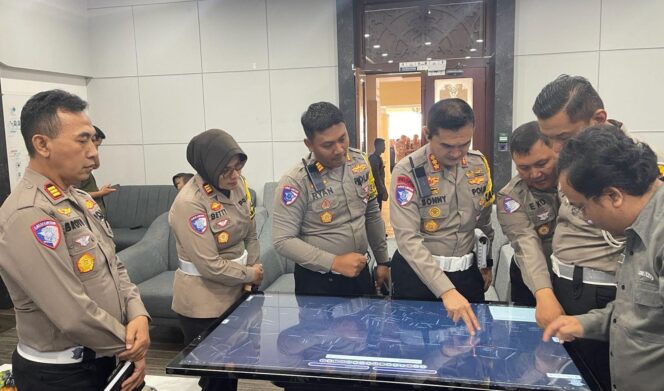 
					Polda Jateng Siapkan Rekayasa Lalu Lintas untuk Amankan Penyambutan Purna Tugas Mantan Presiden Joko Widodo