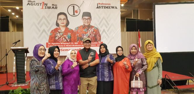 
					Relawan Istimewa Deklarasi Dukung Agustin-Iswar di Pilwakot Semarang 2024