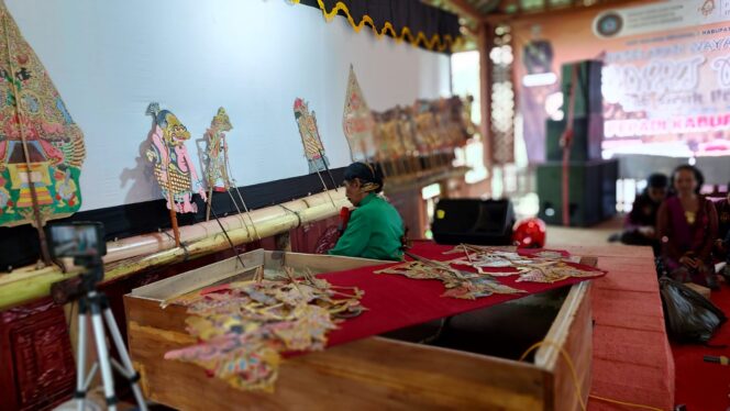 
					Peringatan Hari Wayang Nasional 2024 di Brebes, Kolaborasi Budaya dan Pariwisata yang Memukau