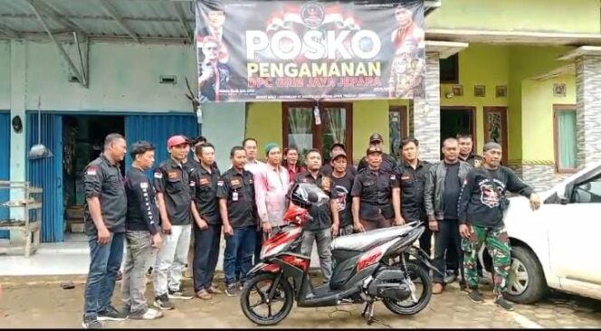 
					GRIB Jaya Jawa Tengah Serahkan Bantuan Motor untuk Korban Penembakan di Jepara