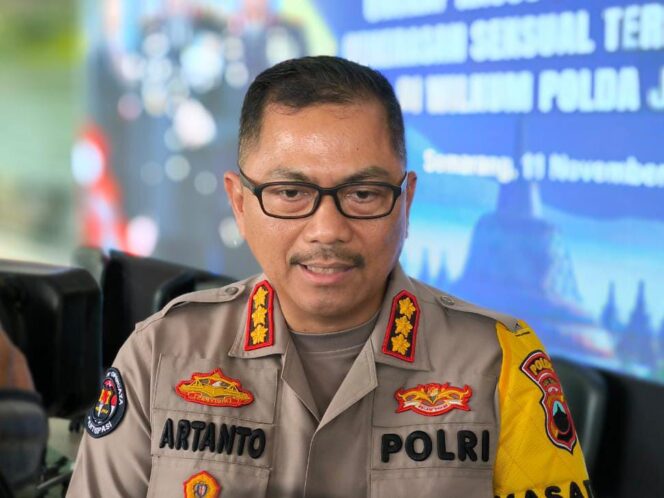 
					Kabid Humas Polda Jawa Tengah, Kombes Pol Artanto