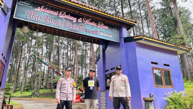 
					Libur Nataru 2024, Polsek Paguyangan Tingkatkan Pengamanan di Objek Wisata