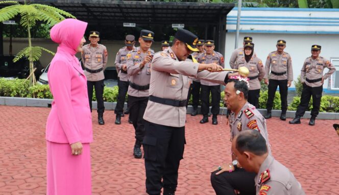 
					85 Personel Polres Semarang Naik Pangkat Periode 1 Januari 2025