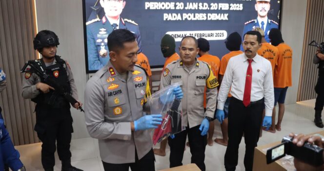 
					Pengungkapan 5 Kasus Narkoba dalam Sebulan, Polres Demak Siap Amankan Ramadan 1446 H