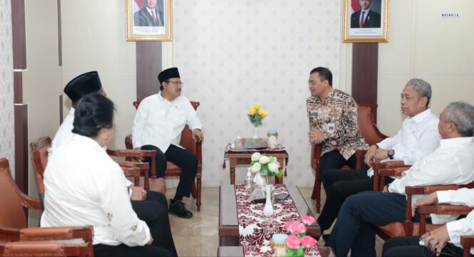 
					Sekolah Rakyat Gratis Akan Dibangun di Jawa Tengah, Fokus pada Siswa dari Keluarga Miskin