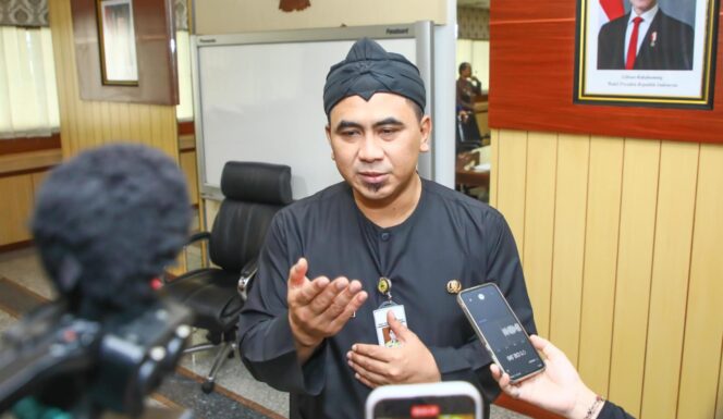 
					Gus Yasin Dukung Implementasi Sekolah Rakyat di Jawa Tengah