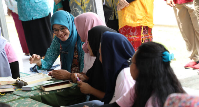 
					Ketua PKK Jawa Tengah Ajak Warga Binaan Lapas Perempuan Mengaji dan Berbagi Ilmu