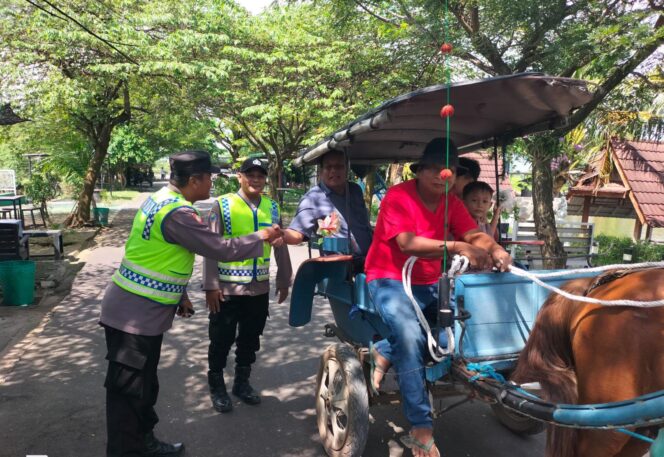 
					Polres Demak Perketat Pengamanan Obyek Wisata Selama Libur Lebaran