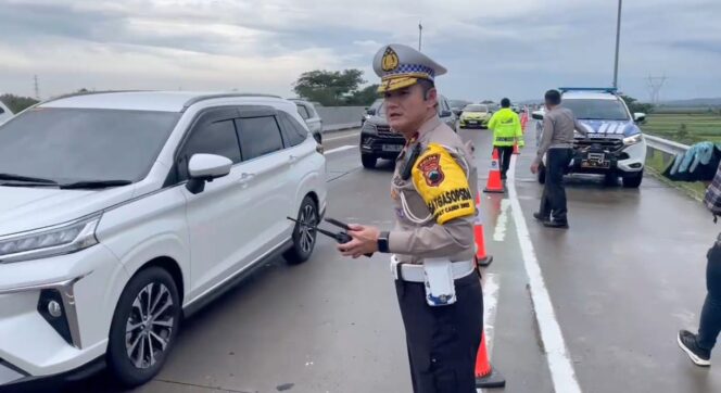 
					Polda Jateng Prediksi Puncak Arus Balik Lebaran Terjadi pada 5–7 April