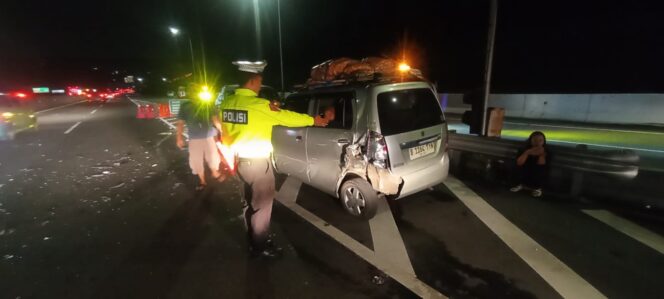 
					Rem Blong, Tujuh Kendaraan Terlibat Tabrakan Beruntun di Tol Solo-Semarang