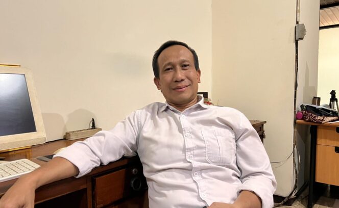 
					Zainal Abidin Petir