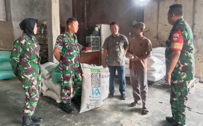 
					Danramil Ngemplak Boyolali Dampingi Bulog Tinjau Penggilingan Padi