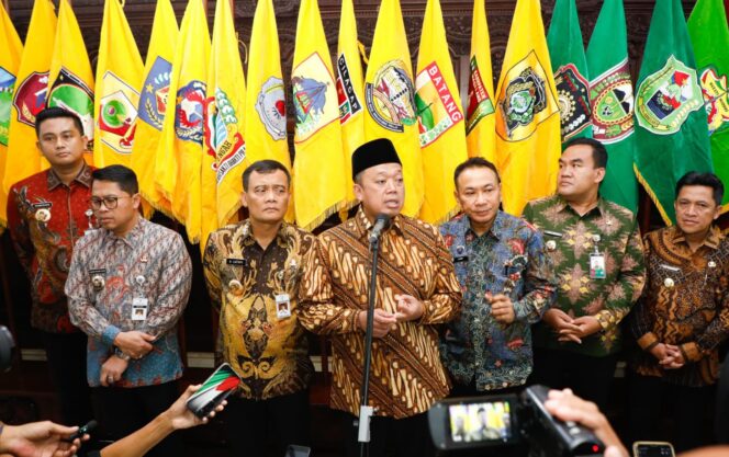 
					Ahmad Luthfi dan Menteri ATR/BPN Nusron Wahid Sepakat Selesaikan Masalah Tanah Tak Bertuan