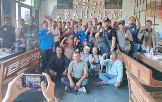 
					Satlantas Polrestabes Semarang Jalin Sinergi Bersama Media dan LSM untuk Kampanyekan Tertib Lalu Lintas