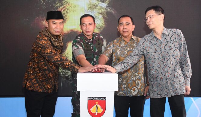 
					Pangdam IV/Diponegoro Resmikan Empat Titik Sumur Bersih di Sragen