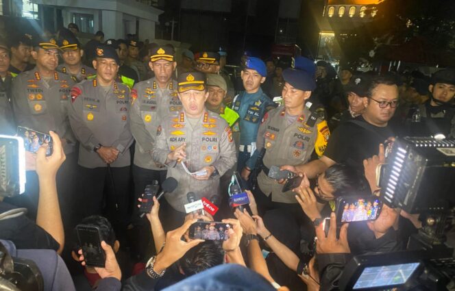 
					Polisi Tangkap 22 Pelaku Premanisme Pedagang di Kembangan Jakarta Barat
