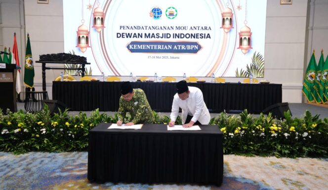 
					Teken MoU dengan DMI, Menteri Nusron Berkomitmen Tuntaskan Sertipikasi Tanah Wakaf dalam Lima Tahun