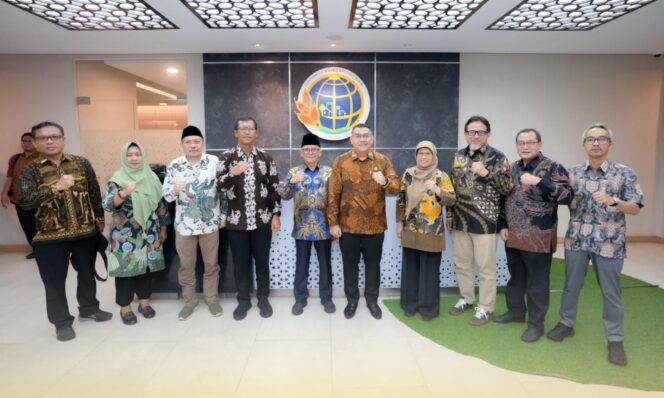 
					Wamen ATR/Waka BPN Dukung Revisi RTRW Kabupaten Pasuruan demi Dorong Investasi Daerah