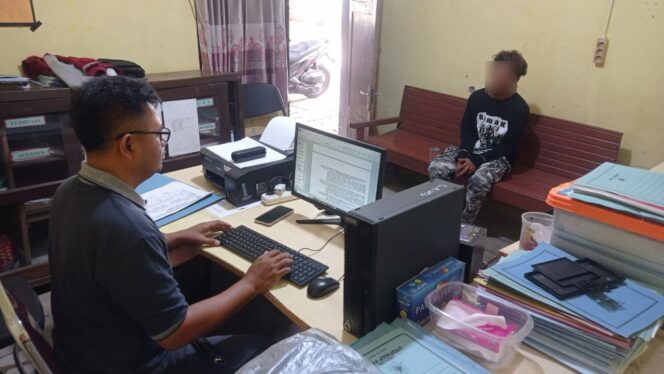
					Polres Demak Tangkap Pelaku Perusakan Isi Rumah