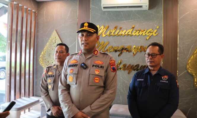 
					Kapolres Kendal Tekankan Pendekatan Kemanusiaan dalam Penertiban PKL