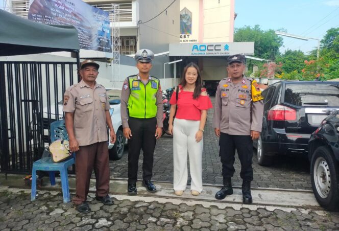 
					Polrestabes Semarang Kerahkan Ratusan Personel untuk Amankan Ibadah Kenaikan Isa Almasih