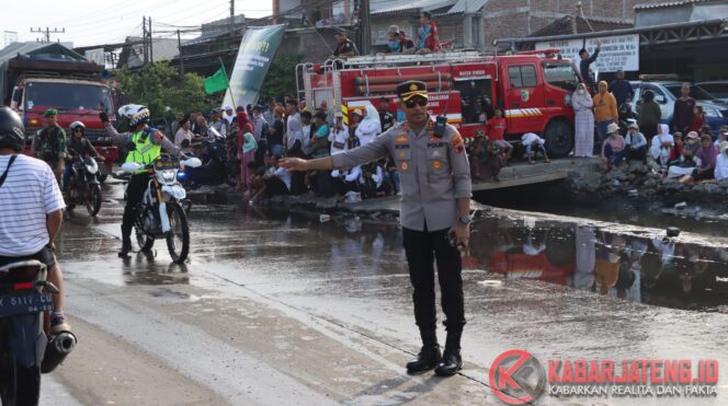 
					Polres Demak Kerahkan 786 Personel Gabungan Amankan Aksi Istighosah Kemanusiaan