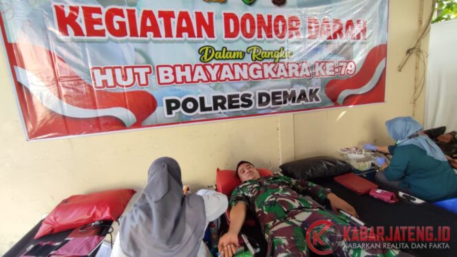 
					Polres Demak Gelar Aksi Donor Darah Sambut Hari Bhayangkara ke-79