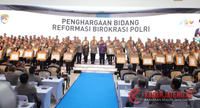 
					Menjelang Hari Bhayangkara ke-79, Sejumlah Polres di Jateng Raih Penghargaan Atas Inovasi Layanan Publik
